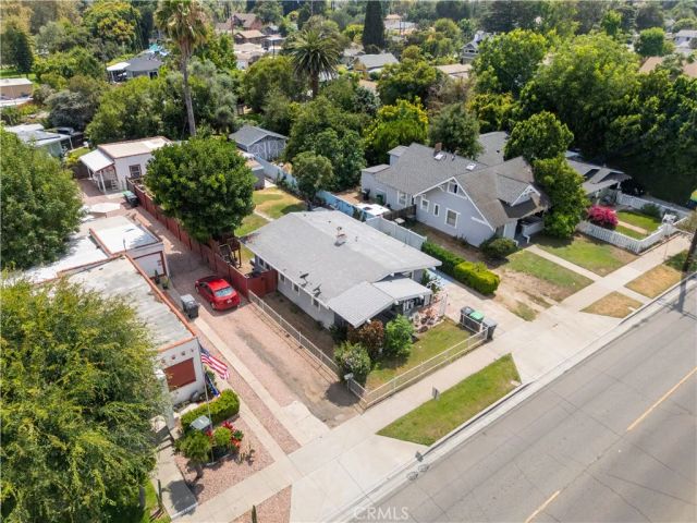 360 E La Veta, Orange, CA 92866