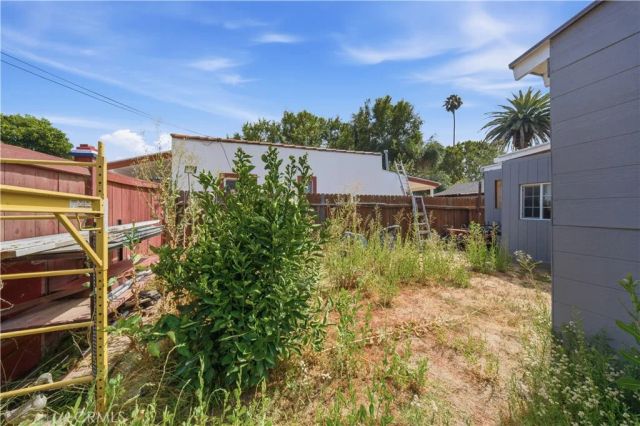 360 E La Veta, Orange, CA 92866