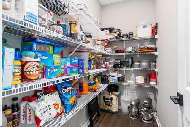 4532 Coyote Crossing, Powell, OH 43065