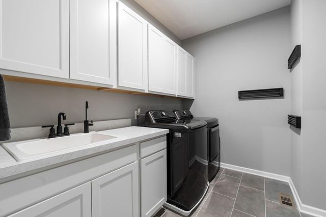 4532 Coyote Crossing, Powell, OH 43065