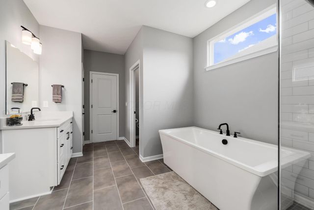 4532 Coyote Crossing, Powell, OH 43065