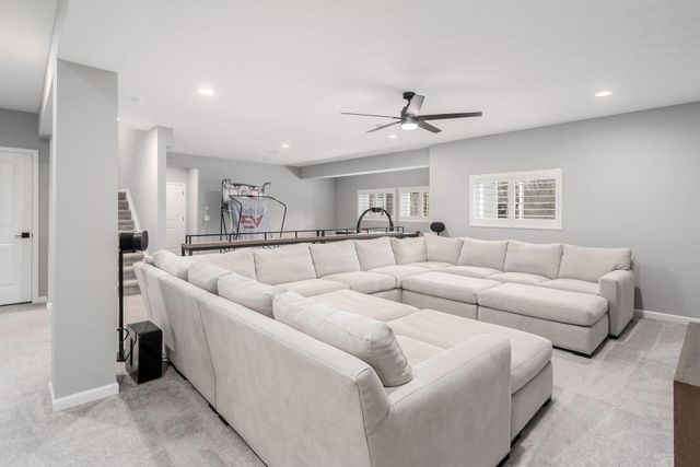 4532 Coyote Crossing, Powell, OH 43065