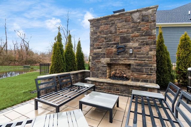 4532 Coyote Crossing, Powell, OH 43065