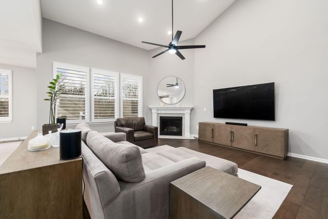 4532 Coyote Crossing, Powell, OH 43065