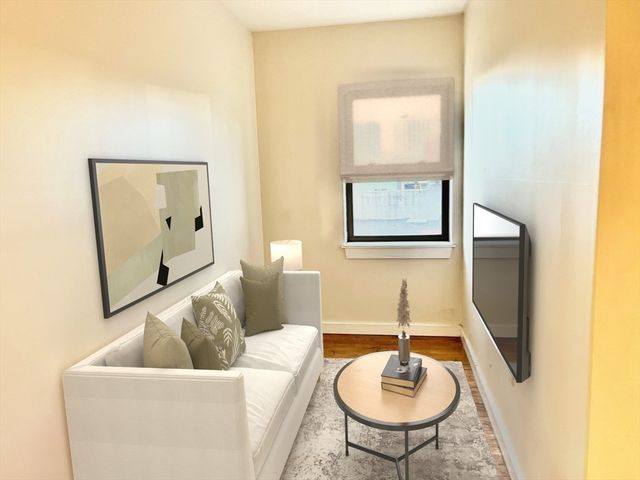 534-538 Commonwealth Ave 5D, Boston, MA 02115