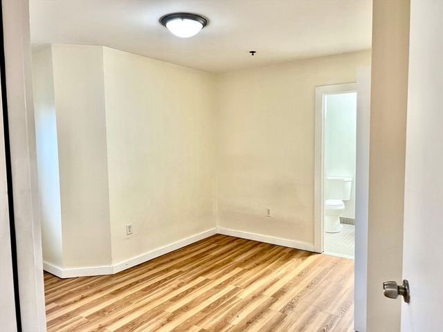 534-538 Commonwealth Ave 5D, Boston, MA 02115