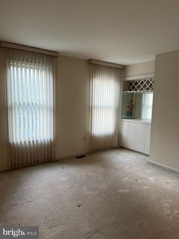 1437 KINGS MANOR DR, Bowie, MD 20721