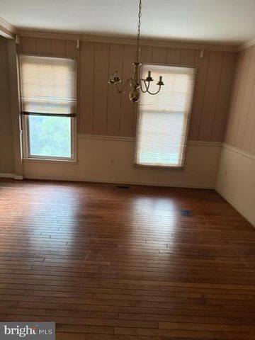 1437 KINGS MANOR DR, Bowie, MD 20721