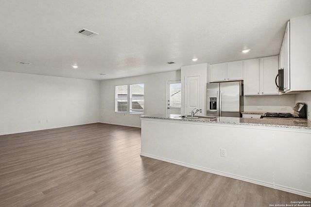 10515 Varmus, Converse, TX 78109