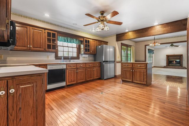 758 Lakewood Drive, Taylor Mill, KY 41015