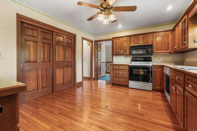 758 Lakewood Drive, Taylor Mill, KY 41015