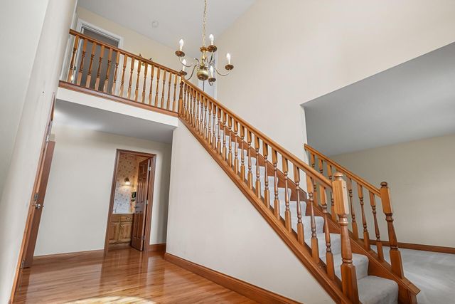758 Lakewood Drive, Taylor Mill, KY 41015