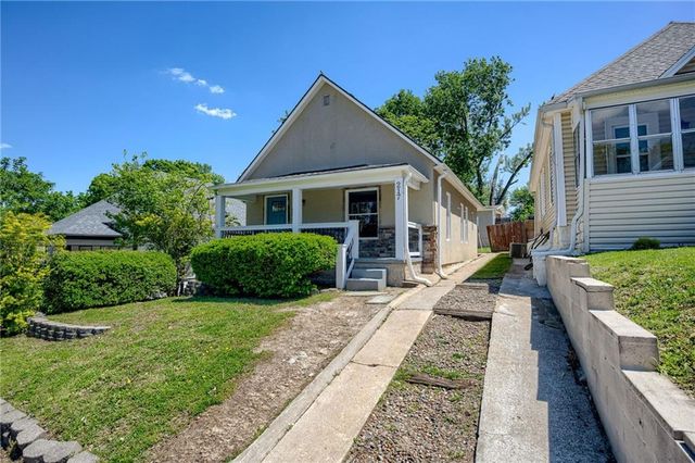 217 N VALLEY Street, Kansas City, KS 66102