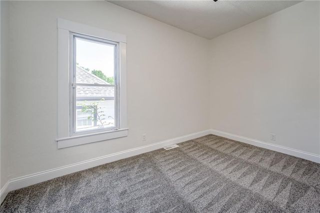 217 N VALLEY Street, Kansas City, KS 66102