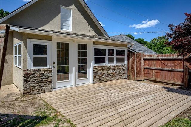 217 N VALLEY Street, Kansas City, KS 66102