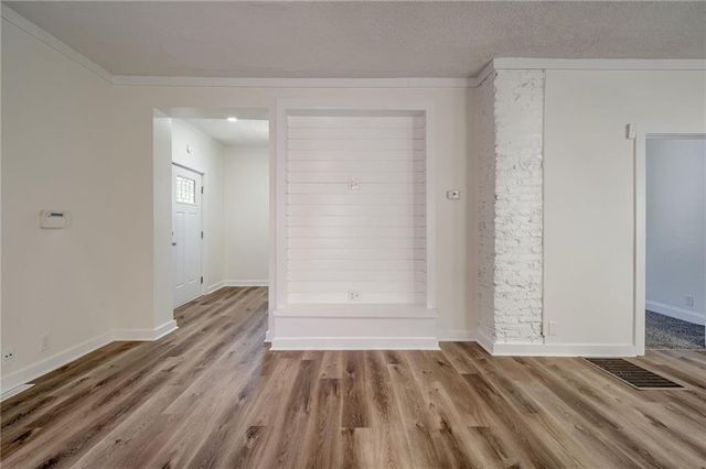 217 N VALLEY Street, Kansas City, KS 66102