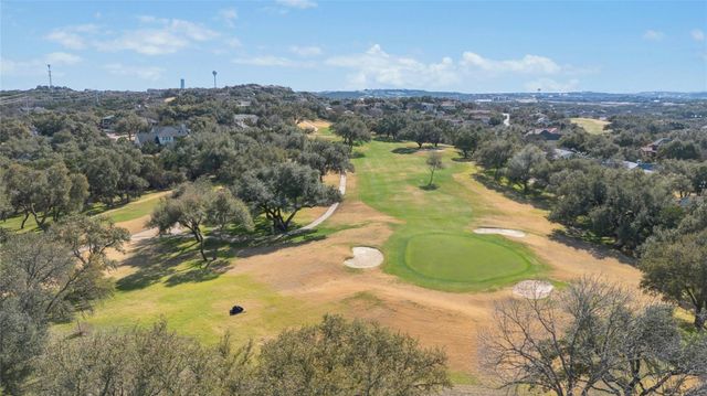 108 Spellbrook LN, Lakeway, TX 78734