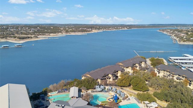 108 Spellbrook LN, Lakeway, TX 78734