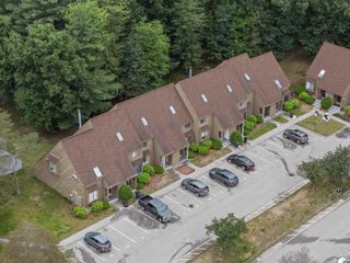 18 Clinton Court, Merrimack, NH 03054