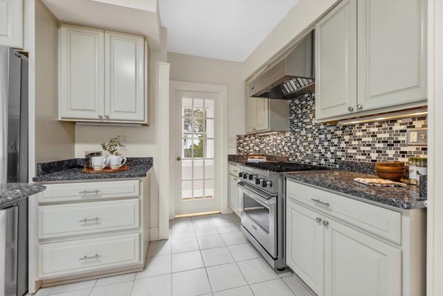 4213 Larkin STREET, Shorewood, WI 53211
