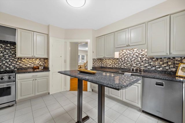 4213 Larkin STREET, Shorewood, WI 53211