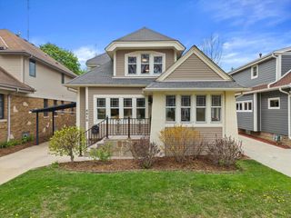 4213 Larkin STREET, Shorewood, WI 53211