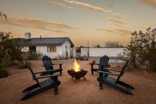 1564 Hilton Avenue, Yucca Valley, CA 92284