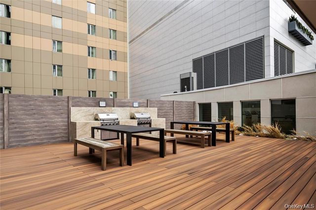 133-27 39th Avenue 11S, Flushing, NY 11354