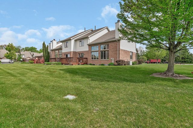 6725 Pondview Drive, Tinley Park, IL 60477