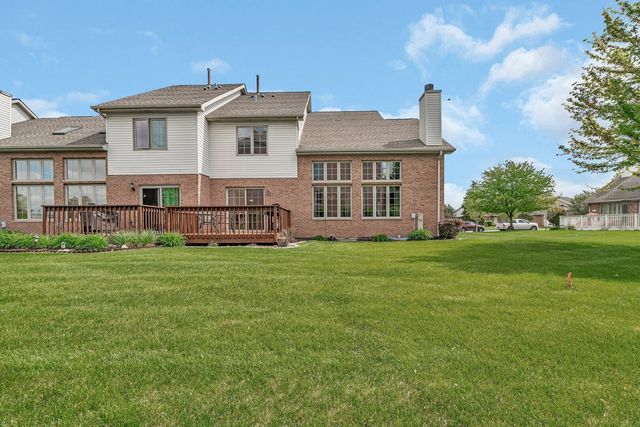 6725 Pondview Drive, Tinley Park, IL 60477