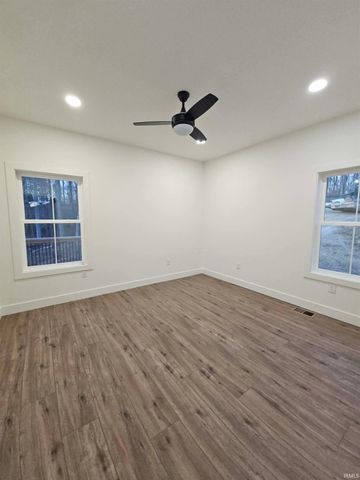 1318 Forest Grove Lane, North Vernon, IN 47265