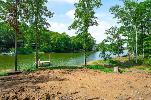 1318 Forest Grove Lane, North Vernon, IN 47265