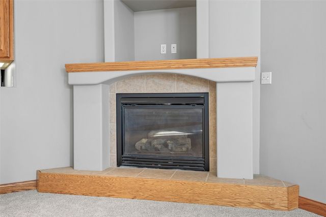 1253 Hillview Court NE, Swisher, IA 52338