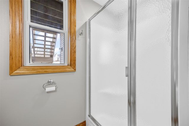 1253 Hillview Court NE, Swisher, IA 52338