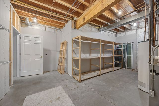 1253 Hillview Court NE, Swisher, IA 52338