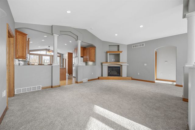 1253 Hillview Court NE, Swisher, IA 52338