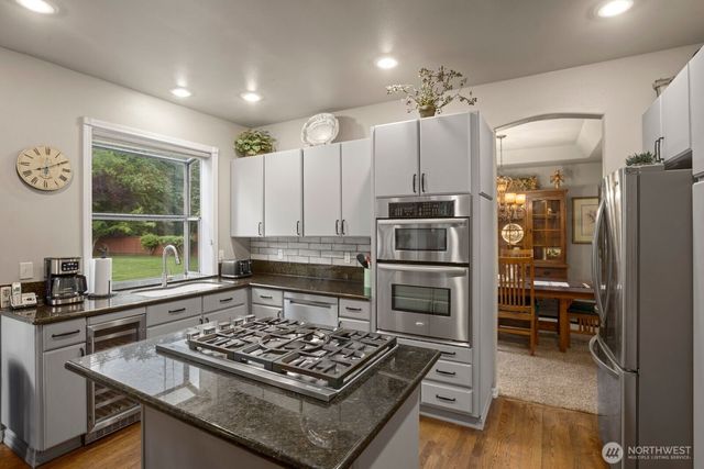 21806 SE 296th Street, Black Diamond, WA 98010