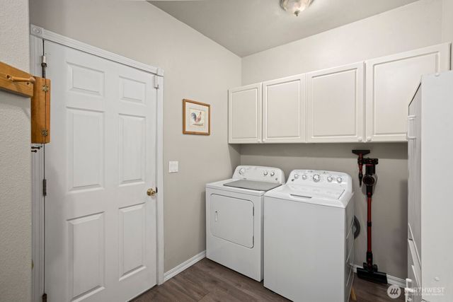 21806 SE 296th Street, Black Diamond, WA 98010