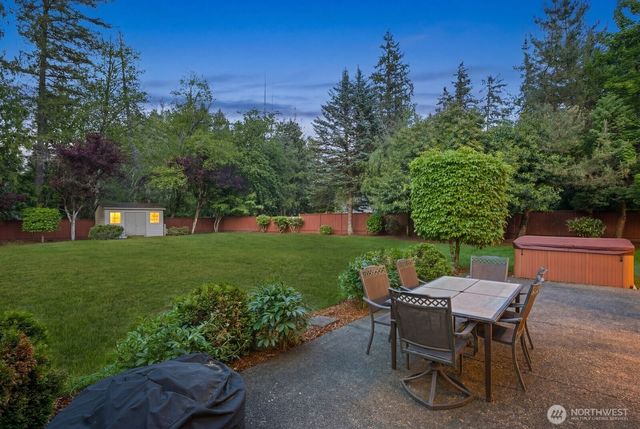 21806 SE 296th Street, Black Diamond, WA 98010