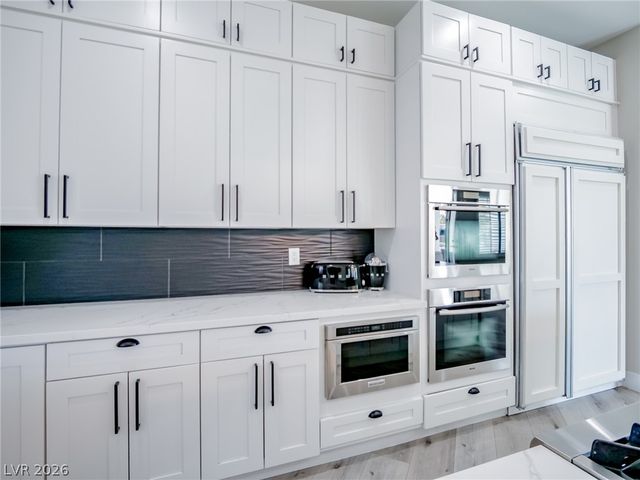 1740 Oval Circle, Las Vegas, NV 89117