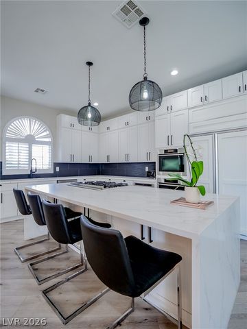1740 Oval Circle, Las Vegas, NV 89117