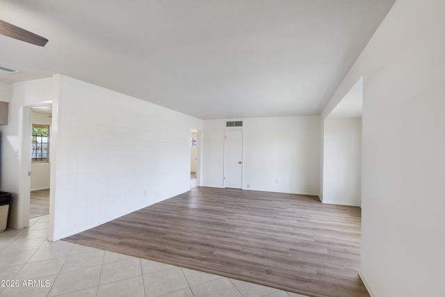 5742 N 12TH Place, Phoenix, AZ 85014