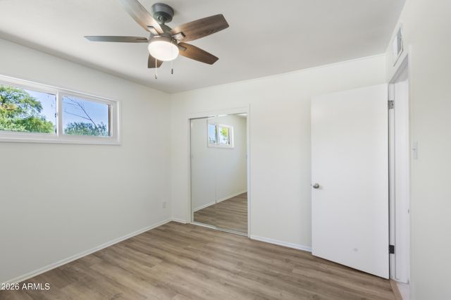 5742 N 12TH Place, Phoenix, AZ 85014