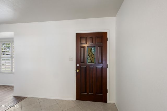 5742 N 12TH Place, Phoenix, AZ 85014