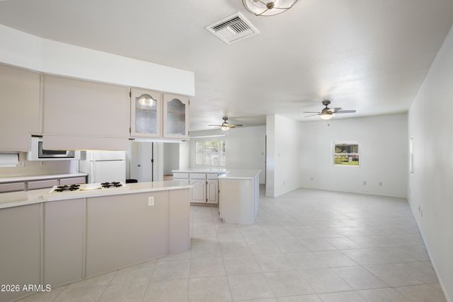 5742 N 12TH Place, Phoenix, AZ 85014