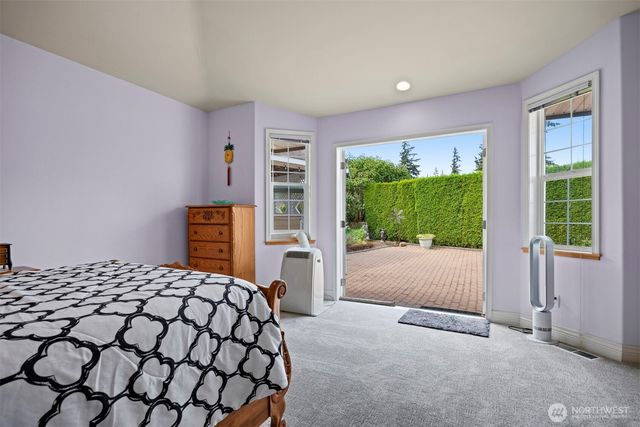 911 E Pacificview Drive, Bellingham, WA 98229