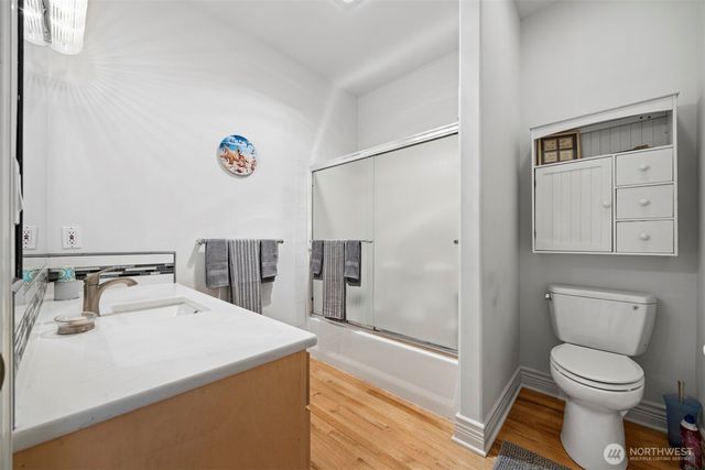 911 E Pacificview Drive, Bellingham, WA 98229