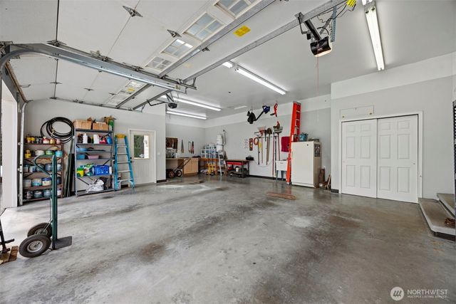 911 E Pacificview Drive, Bellingham, WA 98229