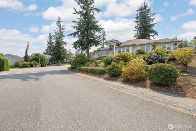 911 E Pacificview Drive, Bellingham, WA 98229
