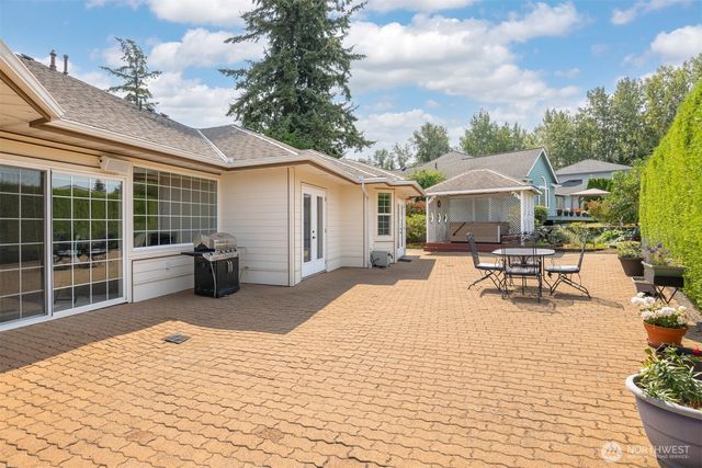 911 E Pacificview Drive, Bellingham, WA 98229